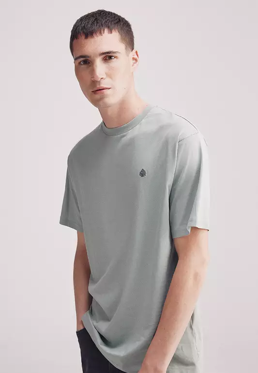 Basic Round Neck T-Shirt