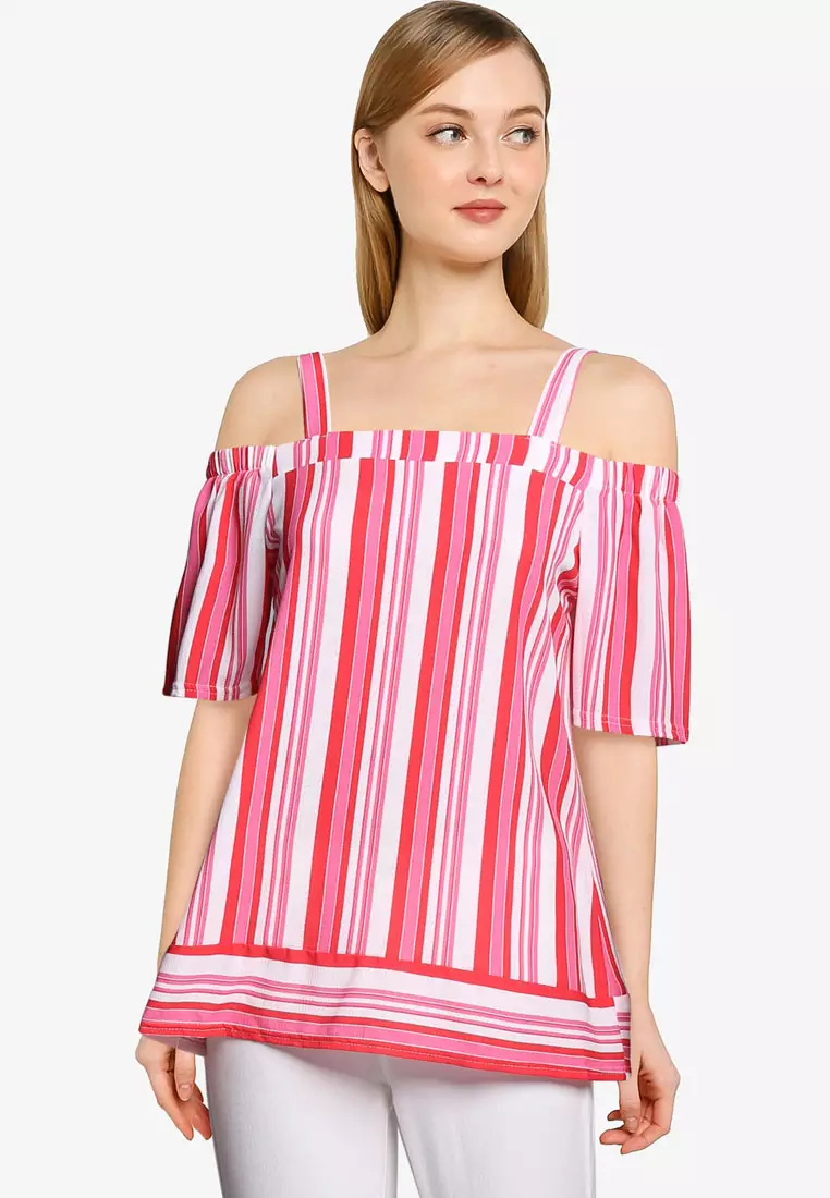 Quiz cold 2025 shoulder tops
