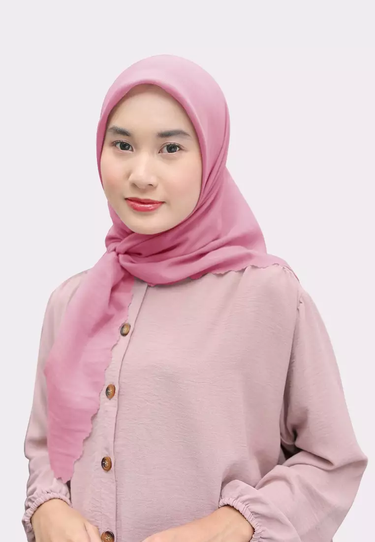 Zelena - Yuki Plain Paris Japan | Hijab Segiempat Paris Polos Lasercut - Pink Flower