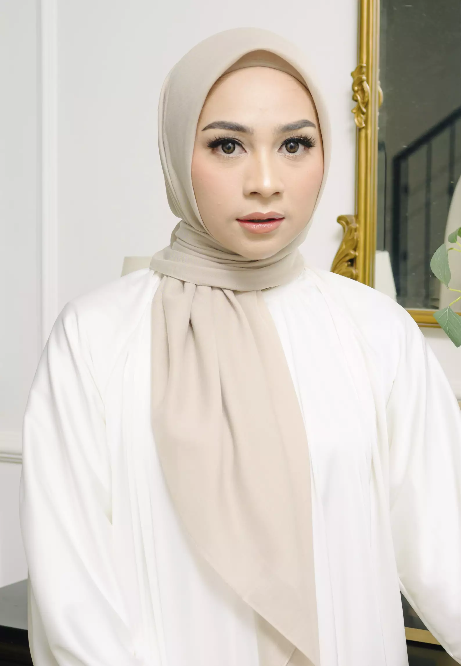 Theya Voal Square Ivory NEW