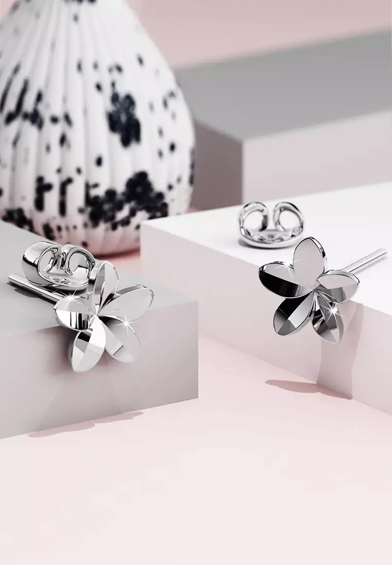 Floral Sweet Dream Stud Earrings