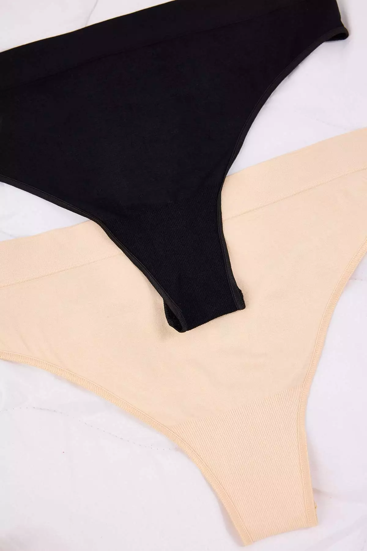 Black-Tan 2-Pack Seamless Thongs Tbbaw26Cm00015