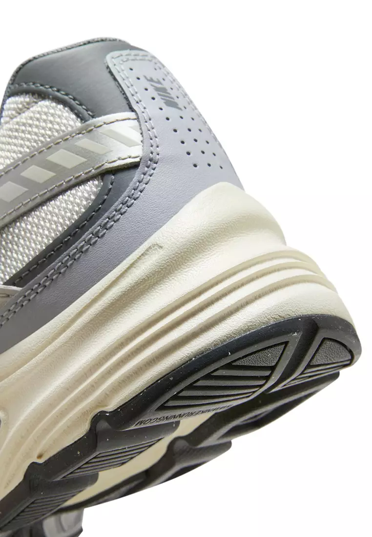 Initiator Running Shoes