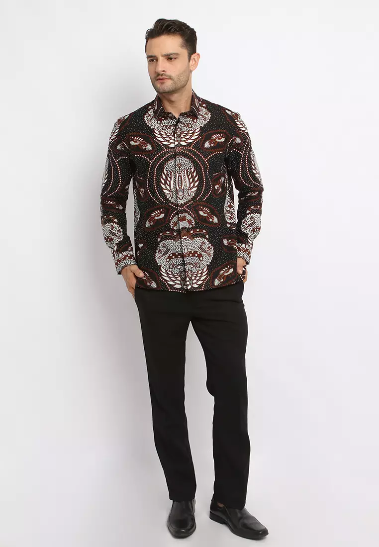 MAGINOT ARNATA BLACK Batik Slim Fit Lengan Panjang