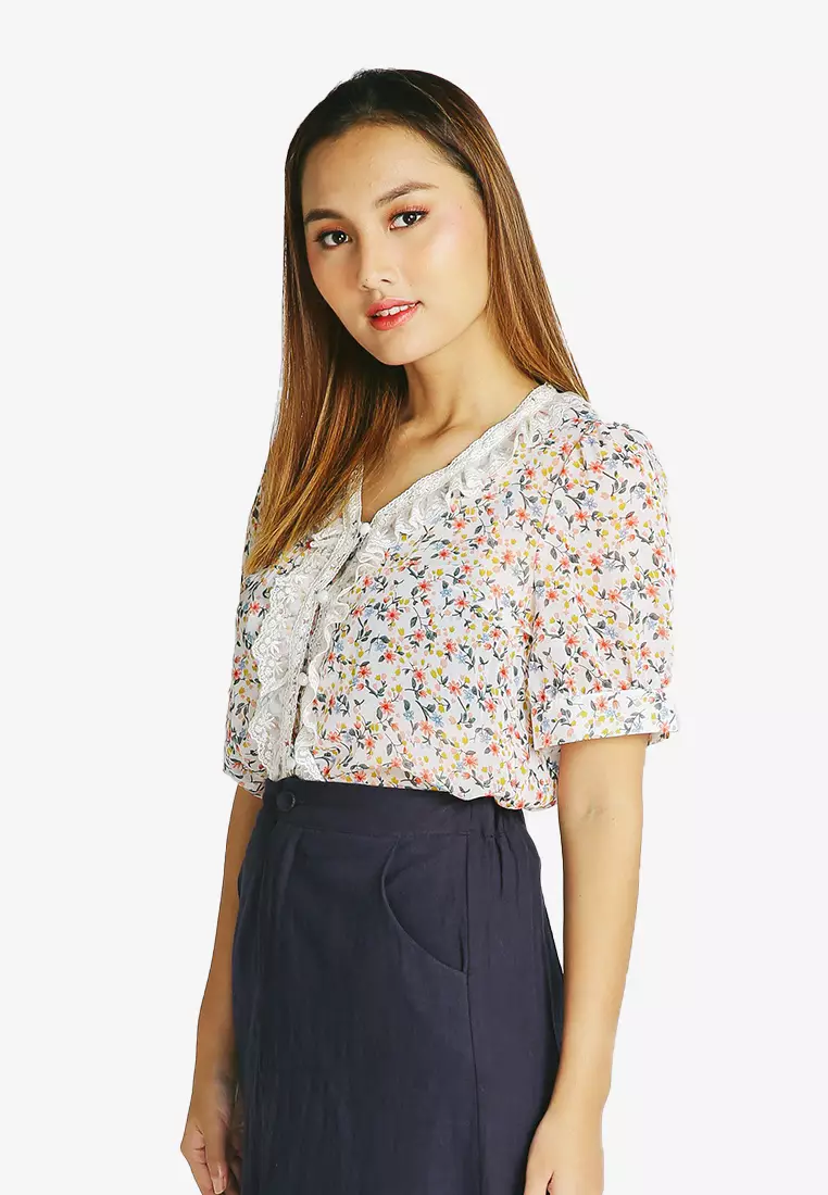 Puff-sleeve floral chiffon blouse