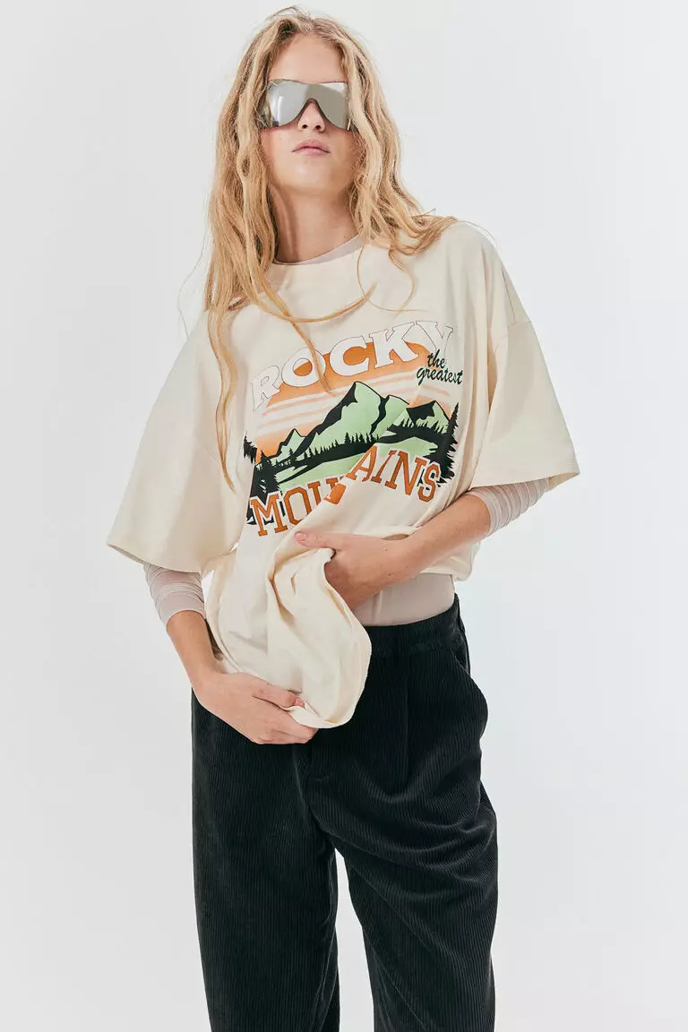 Wide corduroy trousers