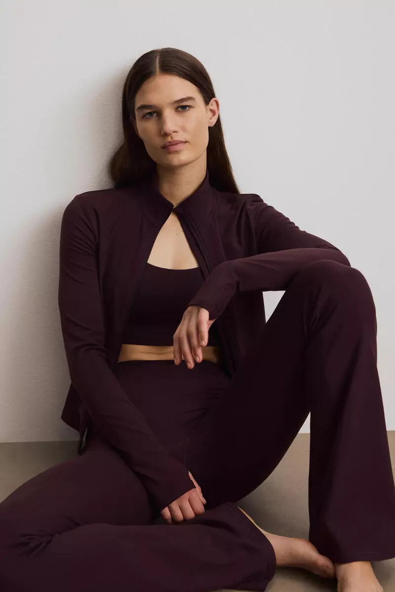 Zip-through sports jacket with SoftMove™