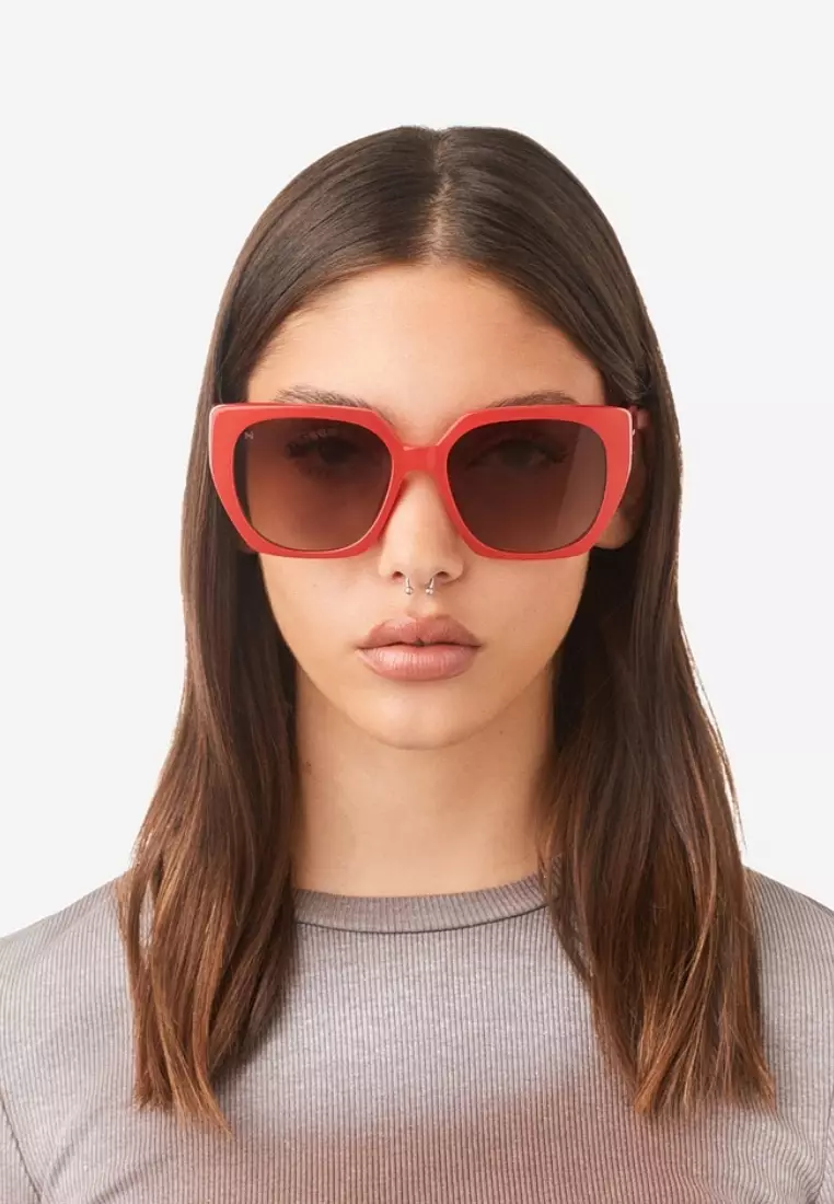 HAWKERS Coral Peanut Butter Eco Boujee Sunglasses For Women, Female. Official Product Designed In Spain