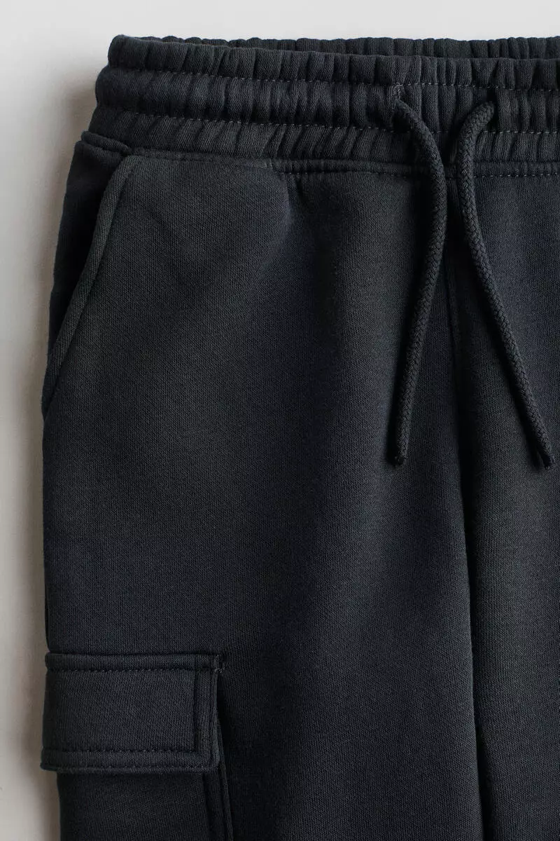 Brushed-inside cargo joggers