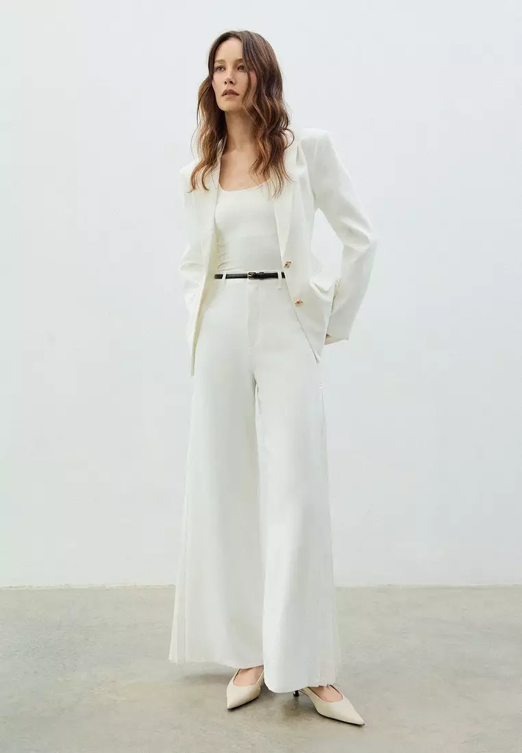 Side Pleated Pants - Ivory