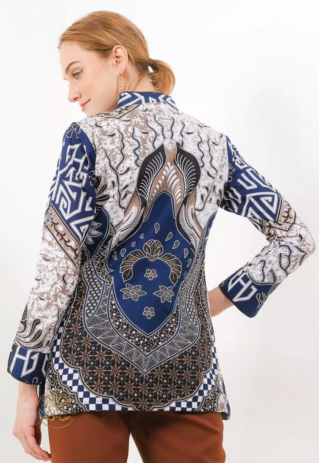 Blouse Batik Bagaskara Navy Premium Slimfit Elegant