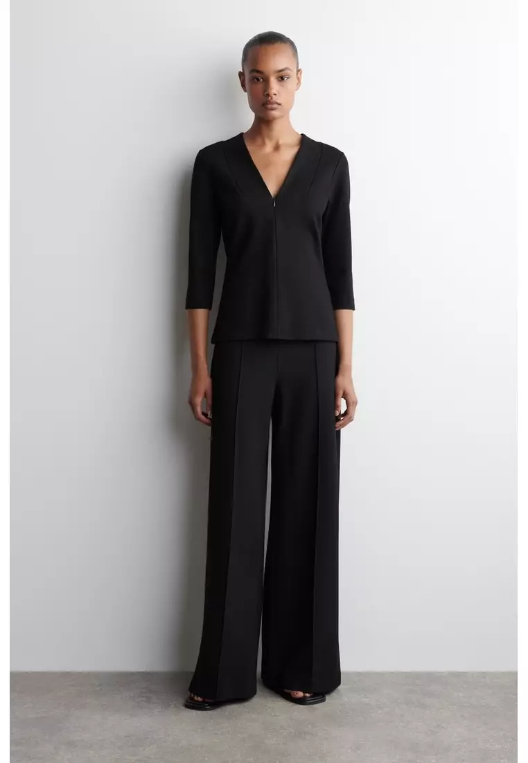 JERSEY V-NECK TOP