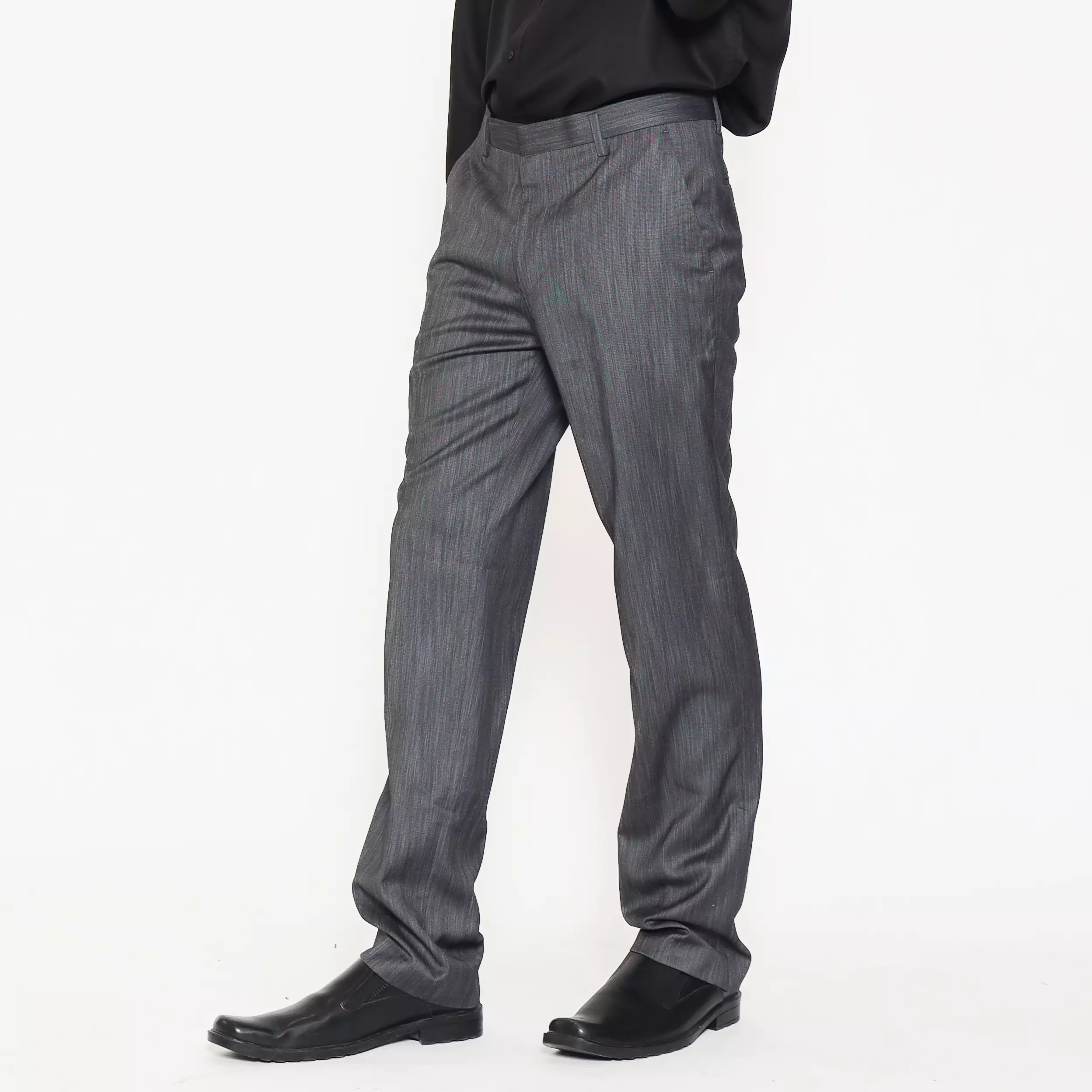 Schoeller Celana Pria Baldwin Abu Tua – Regular Fit – Motif Pinstripe Bahan Viscose