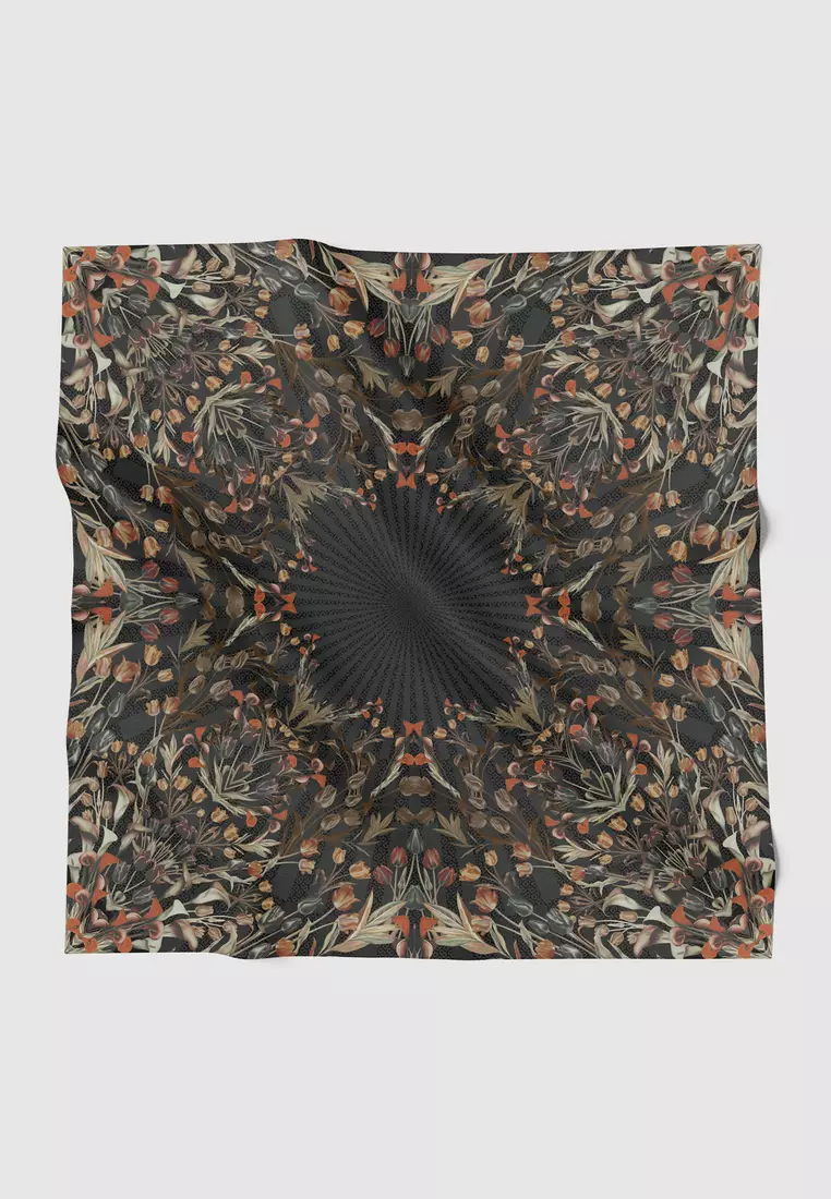 Tulip Voile Square - Crow