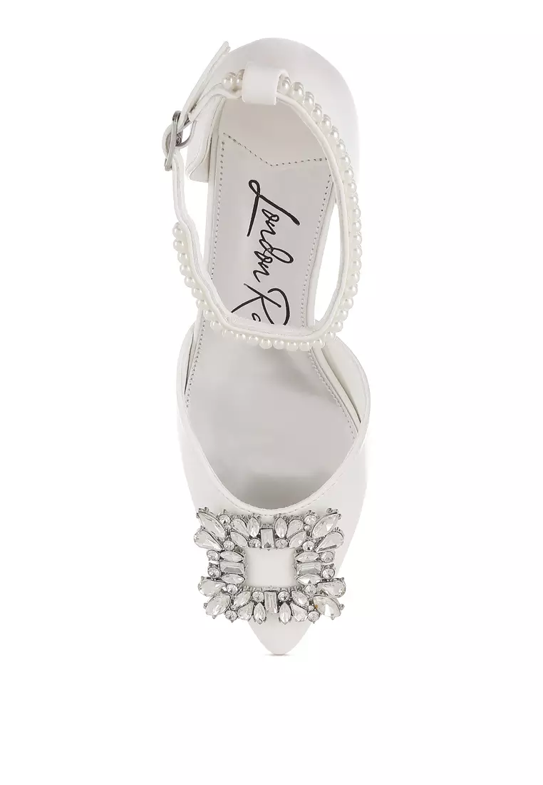 Sandal hak anak kucing Bros Diamante berwarna putih