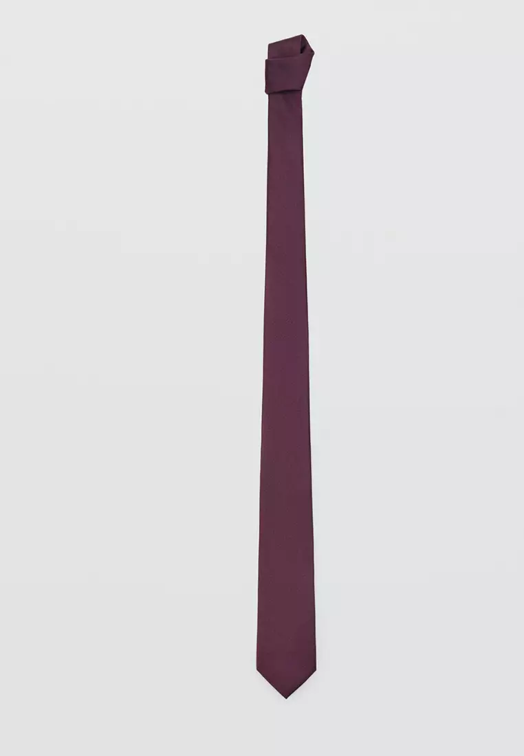 Smooth Micro-Structured Tie