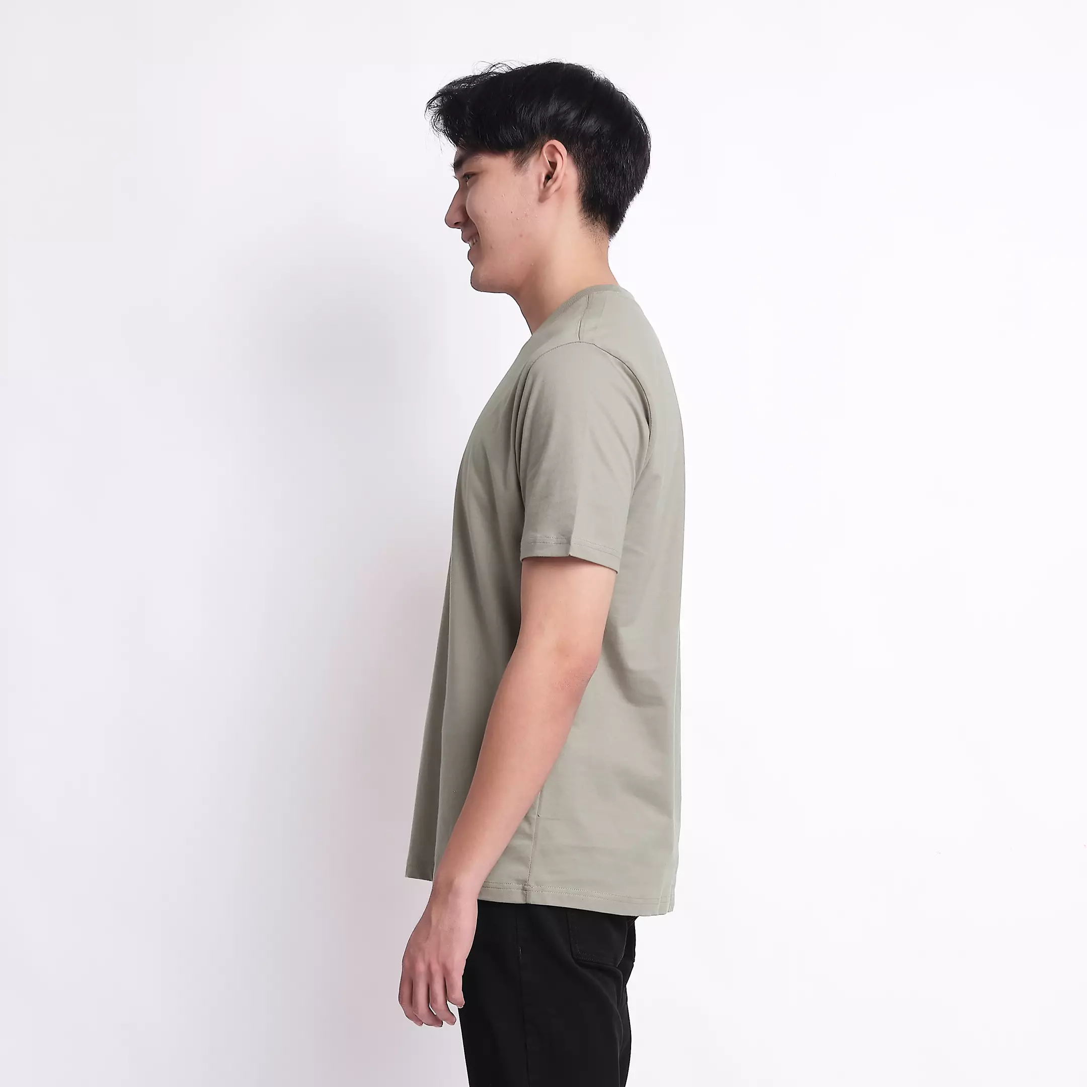 TRIPLE Kaos Reguler Fit (YTS 136) Warna Light Olive
