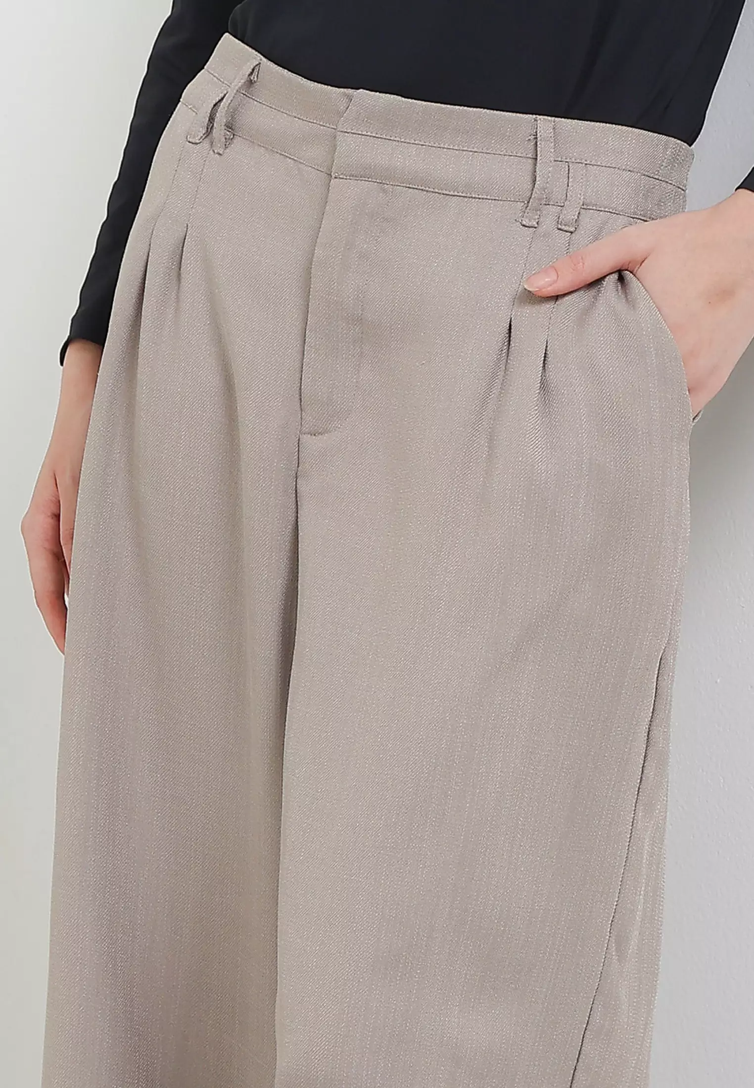 MFMW Aiza Celana Panjang Kulot Light Olive