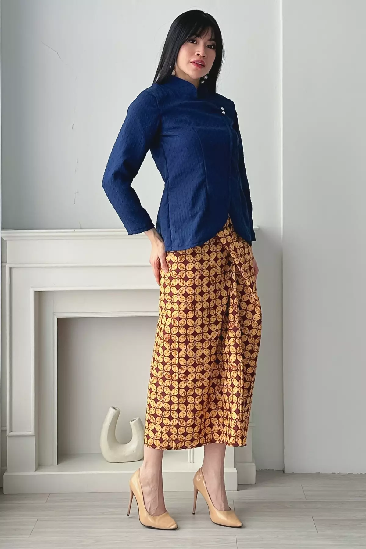 Jeng Dipha Rubiah Biru Kebaya Janggan