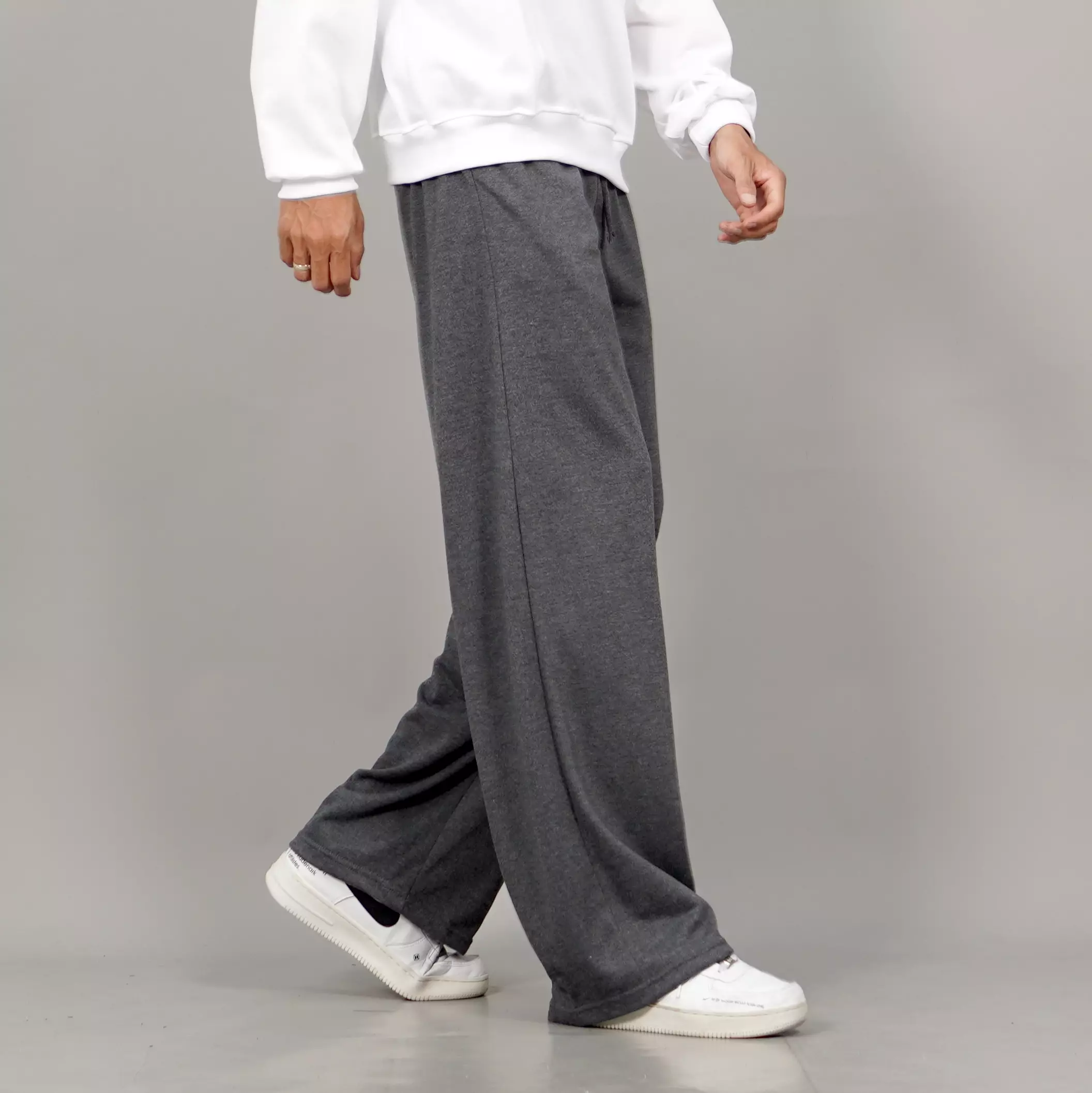 RIO Baggy Pants Pria Loose Pants Pria Celana Panjang Longgar Pria - M81