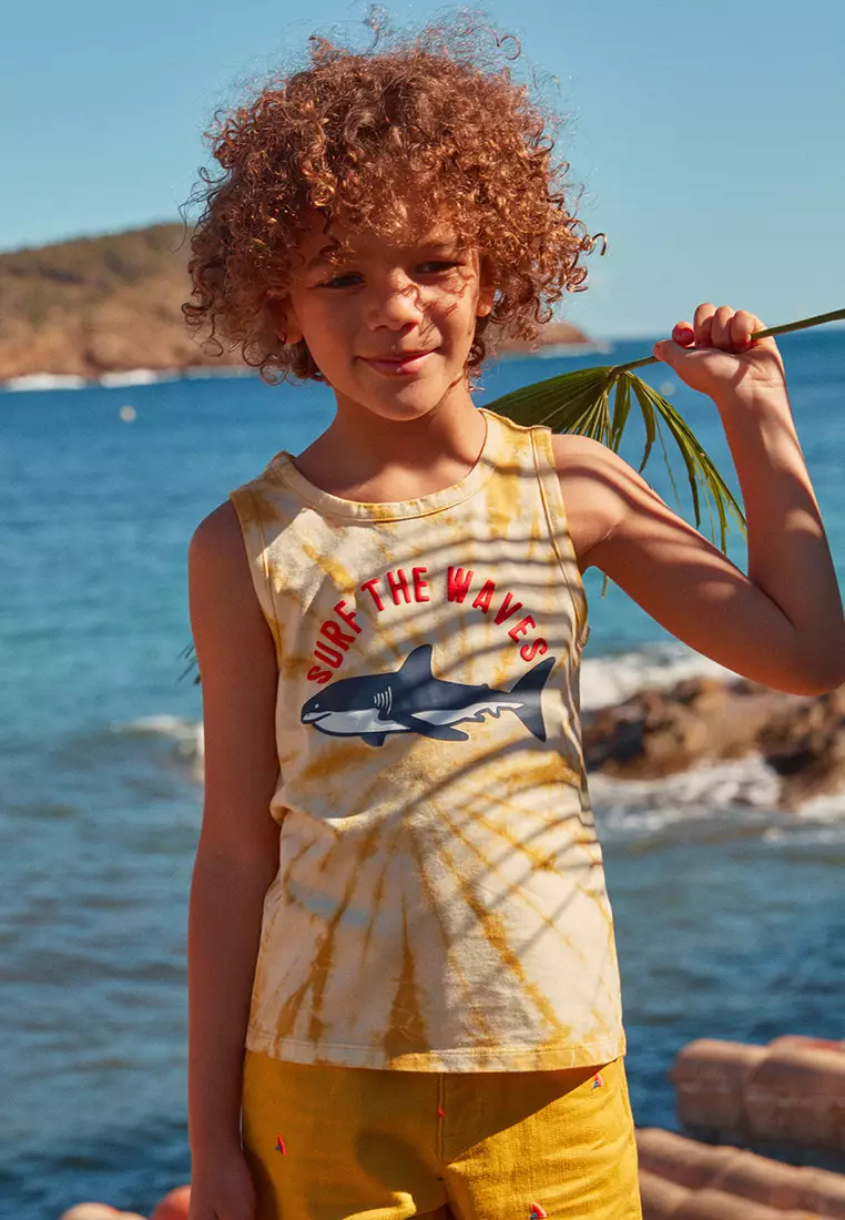 MUSTARD AND WHITE TIE AND DYE TANK TOP WITH JERSEY SHARK MOTIF