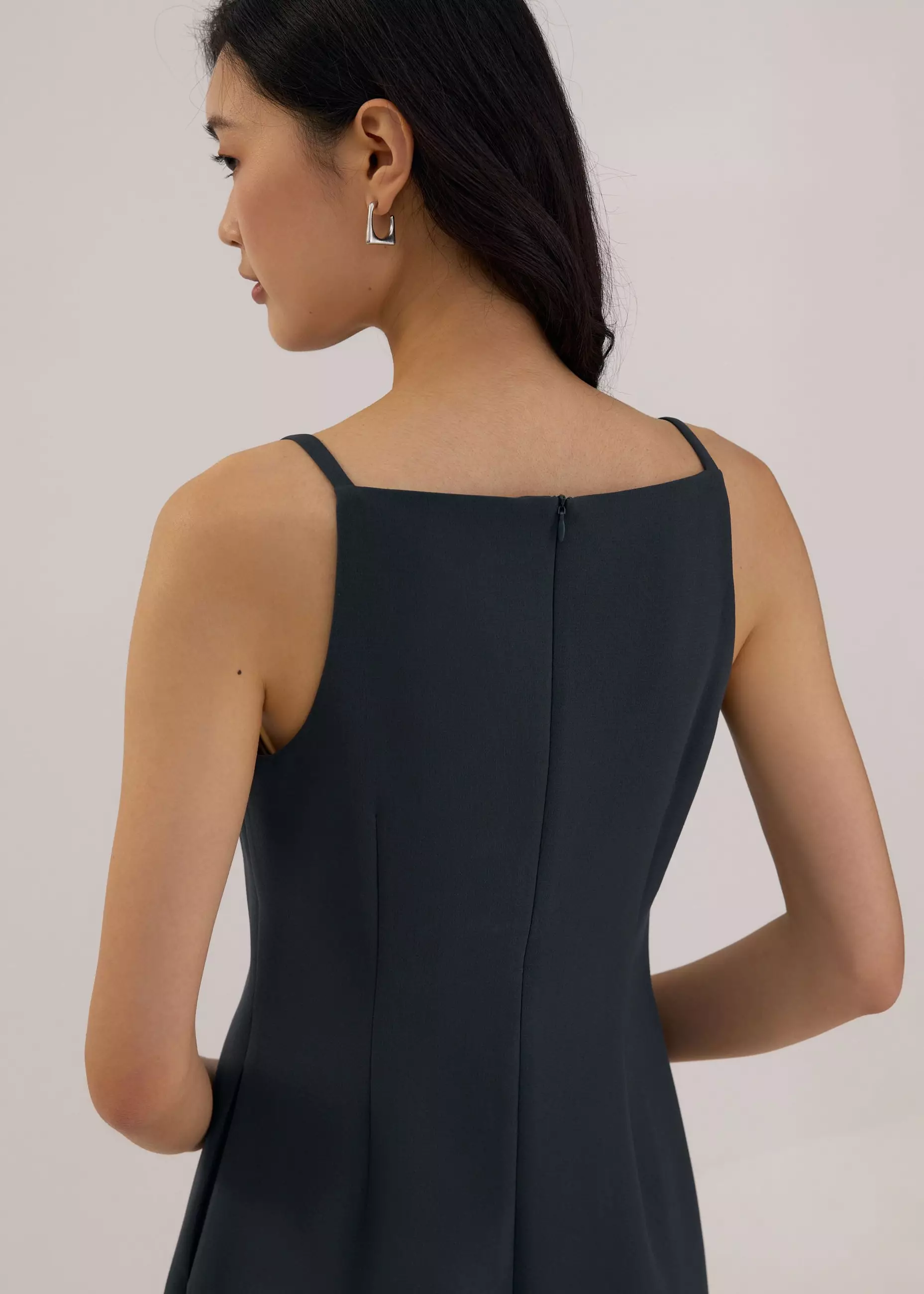 Dress Wanita - Boat Neck Shift Mini Dress