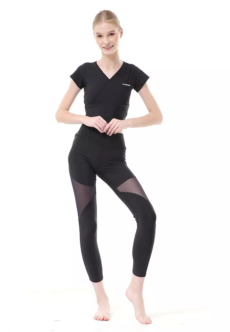 Jovita One Set Atasan Bawahan Baju Senam Aerobik Relaxed Fit - Hitam