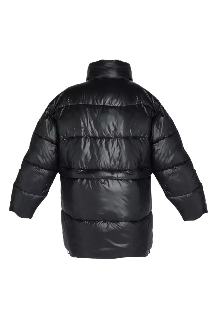 Jaket Puffer Turtleneck Dua Arah Hitam yang Dapat Dilepas