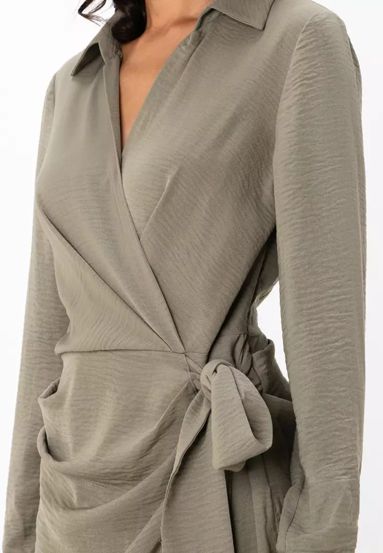 Collared Midi Dress With Ruched Tie Waist