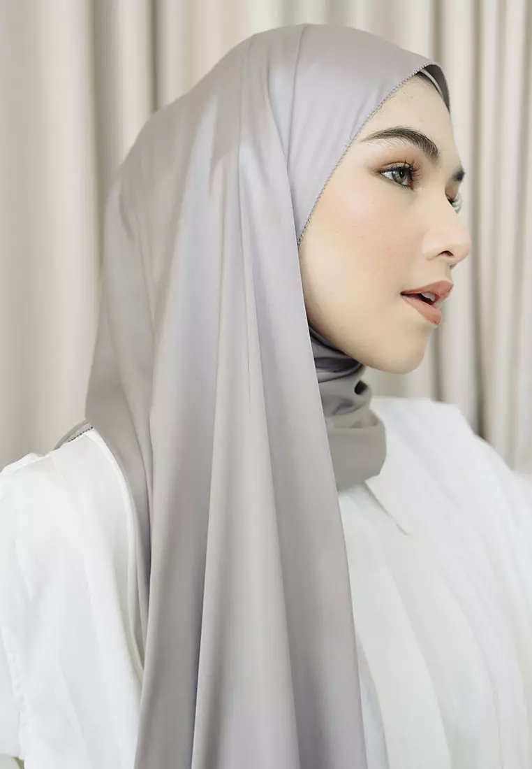 Medina Eyelash Shawl Grey