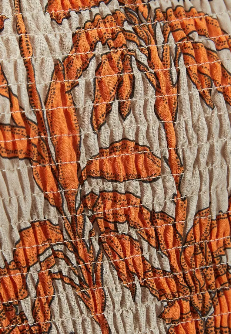 Melis Ağazat x KOTON Smocked Crop Top