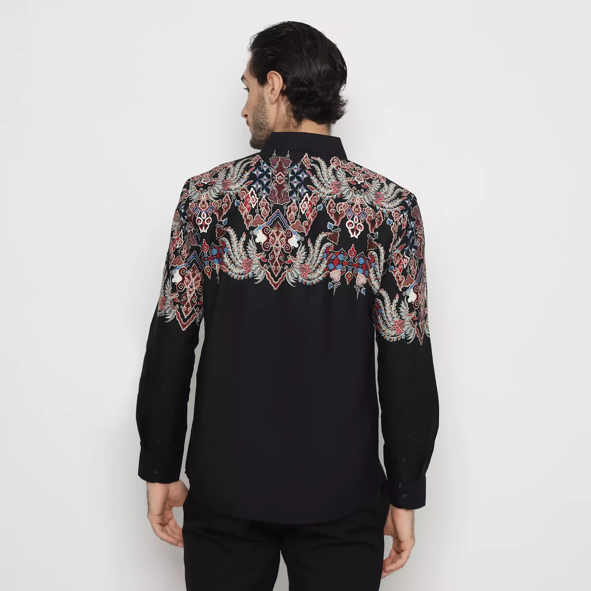 Platini Kemeja Batik Pria Lengan Panjang Katun Hitam 36017