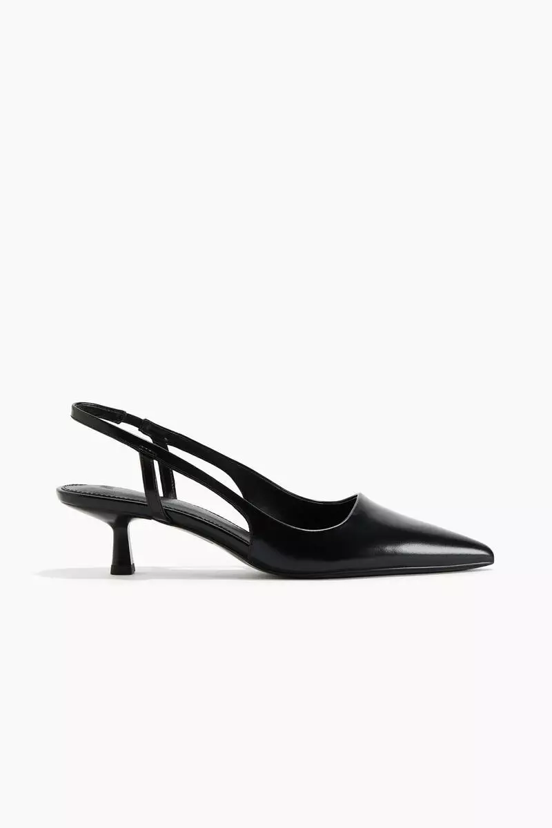 Kitten-heeled slingbacks