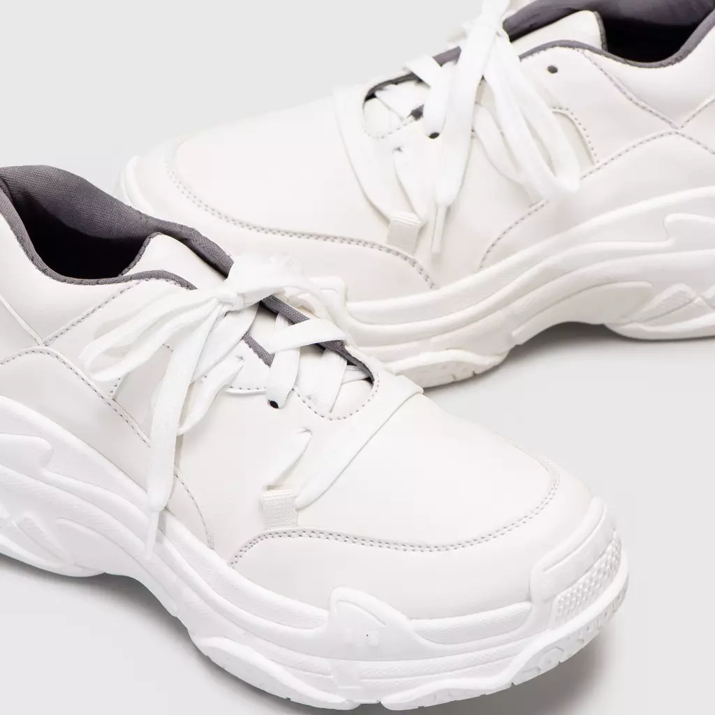 Waluya Sneakers White