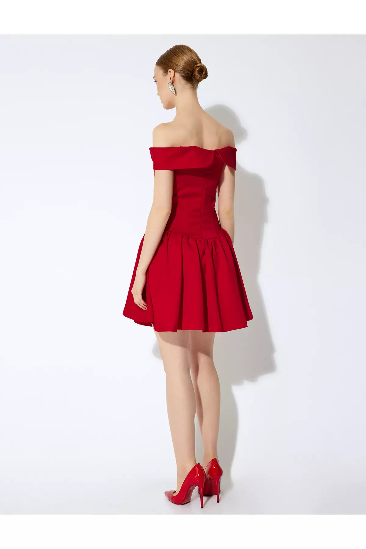 Satin Heart Neckline Off-The-Shoulder Mini Bubble Dress