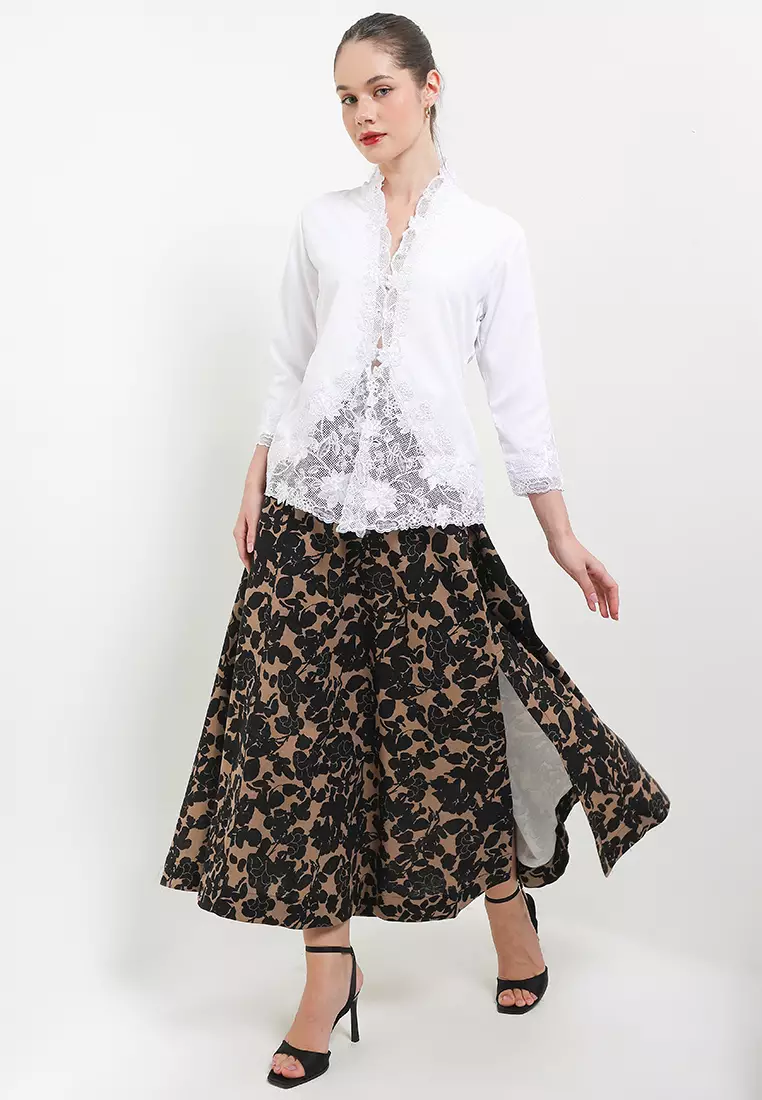 Embroidery Kebaya 7/8-Sleeve>Rancang Sirih