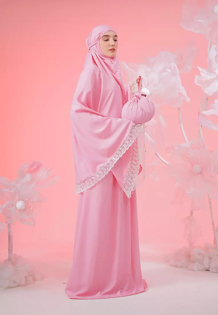 Ramaniya Fredelina Mukena