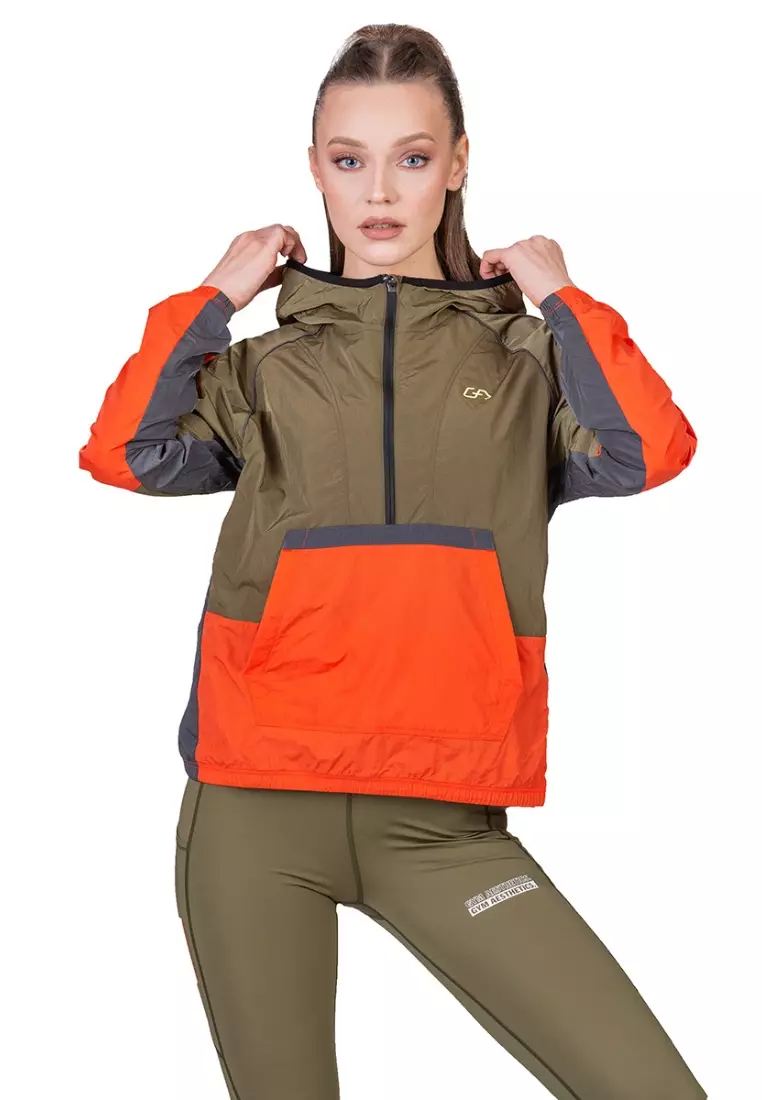 Anorak water resistant top