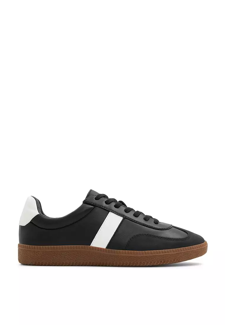 Call it spring sneakers outlet