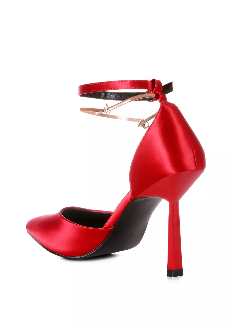 Red strappy heels 2025 closed toe