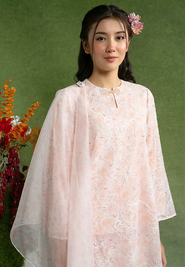 Aneesa Kurung with Shawl