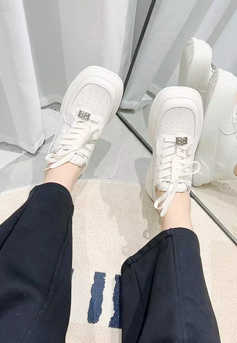 Buy Twenty Eight Shoes VANSA Cow Leather Color Block Square