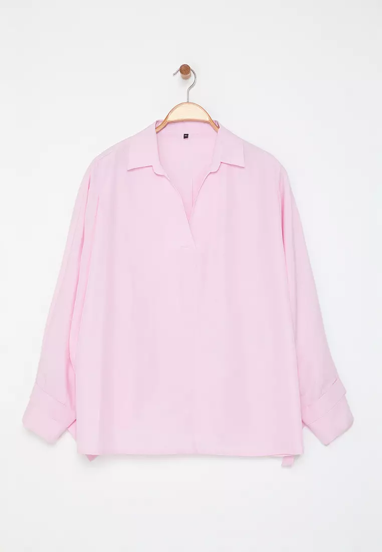 Plus Size Gathered Back Blouse