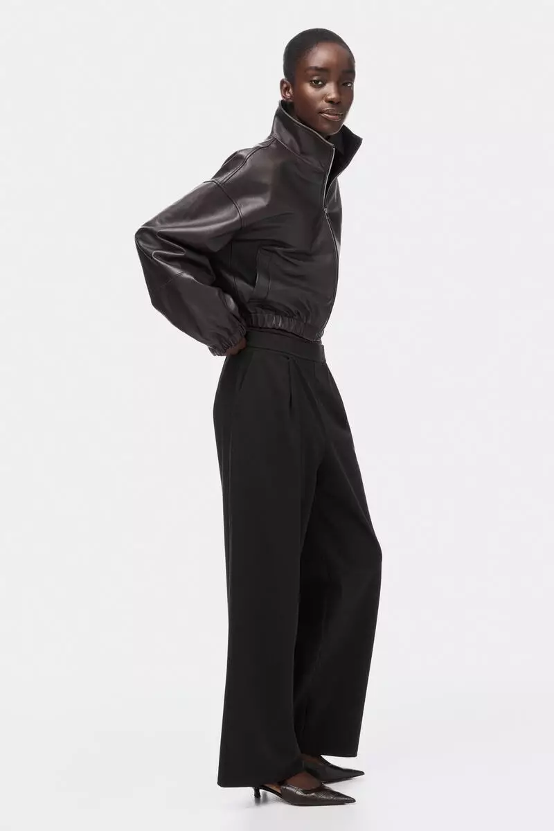 Wide trousers