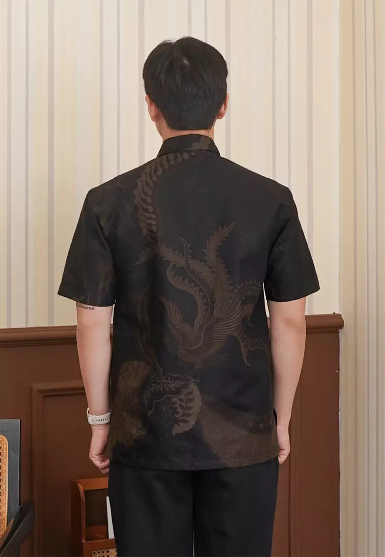 Enzy Batik Essential Kemeja Batik Pria Lengan Pendek Adinata - Black