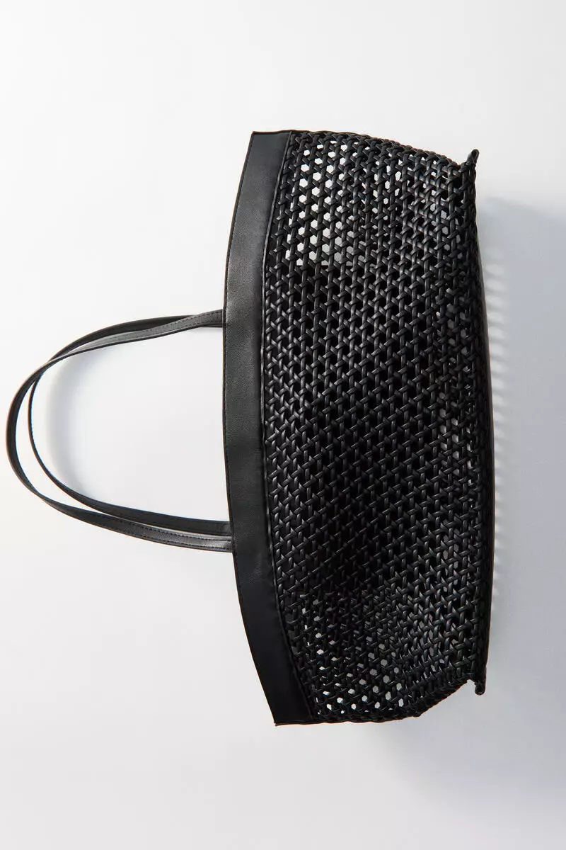 Lattice-weave shopper