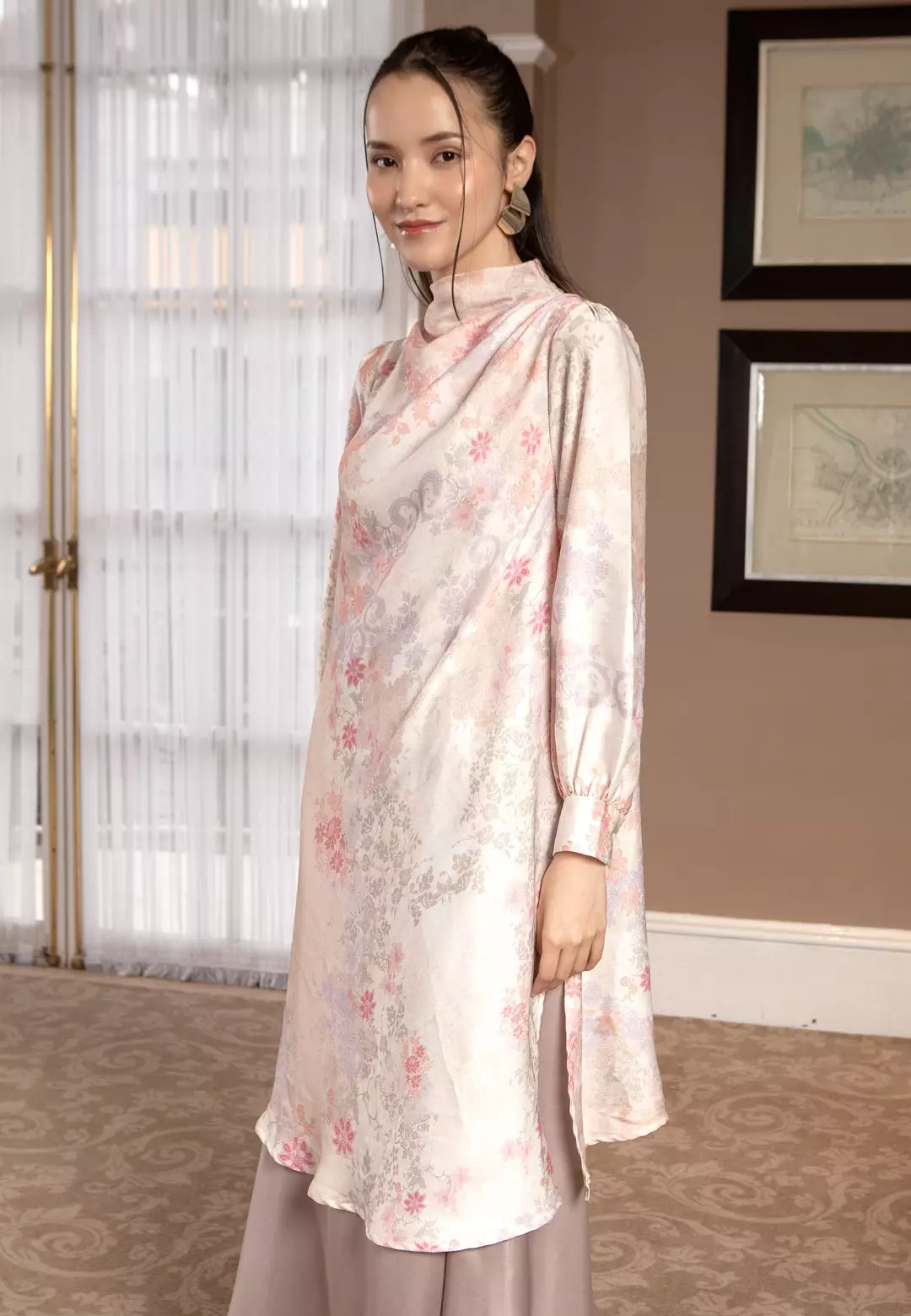 HijabChic Edeline Tunic Peach - Baju Lebaran Motif Floral Elegan