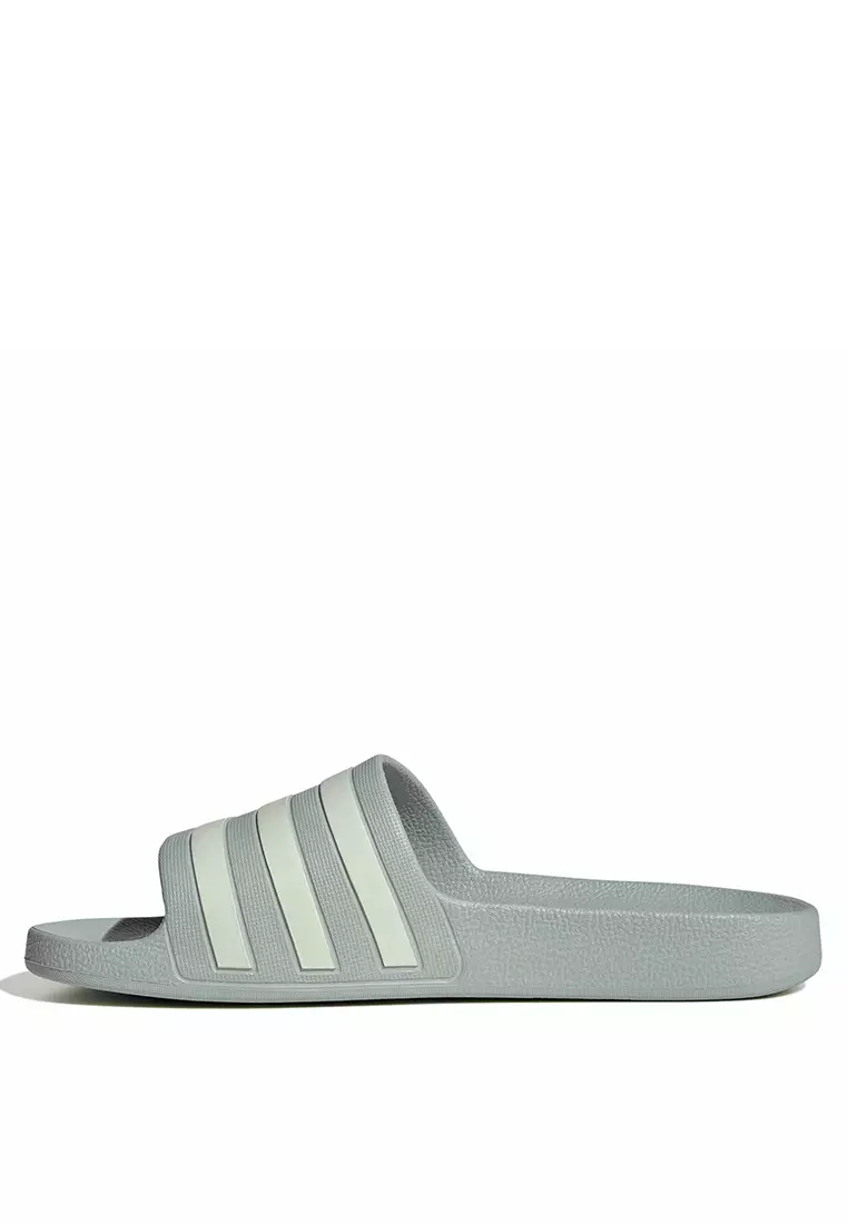 Adilette Aqua Slides