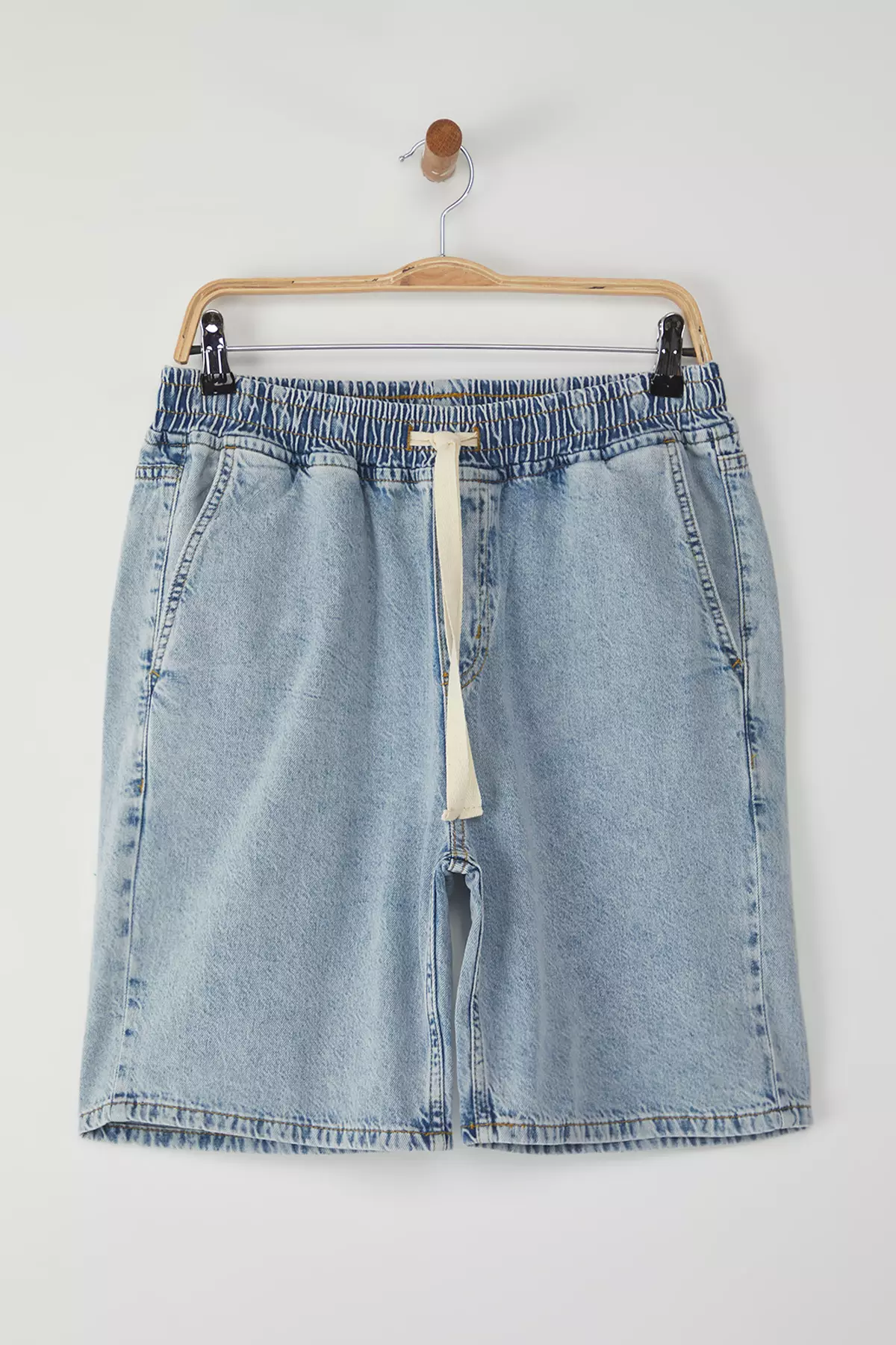 Regular Elastic Waist Denim Shorts