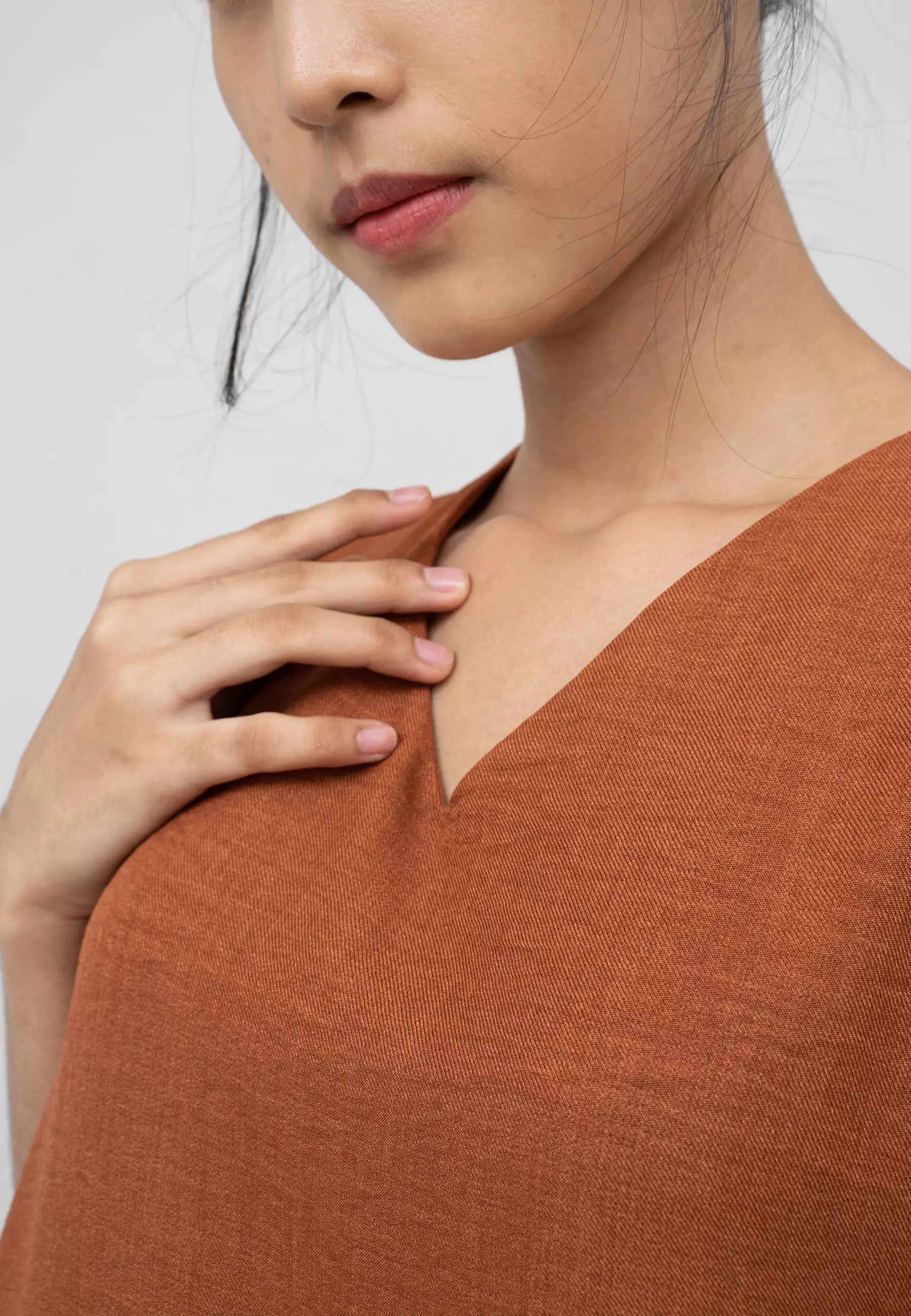 Houseofcuff Magnolia Dress in Teracotta Dress Oversized Bahan Crinkle